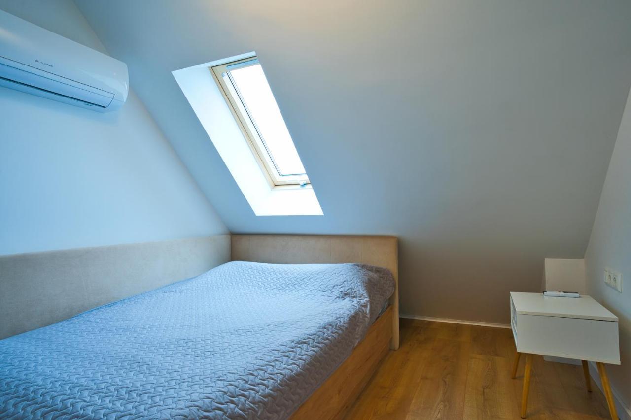 Cosy Studio In The City Center With Air Conditioneer! Klaipeda Ngoại thất bức ảnh