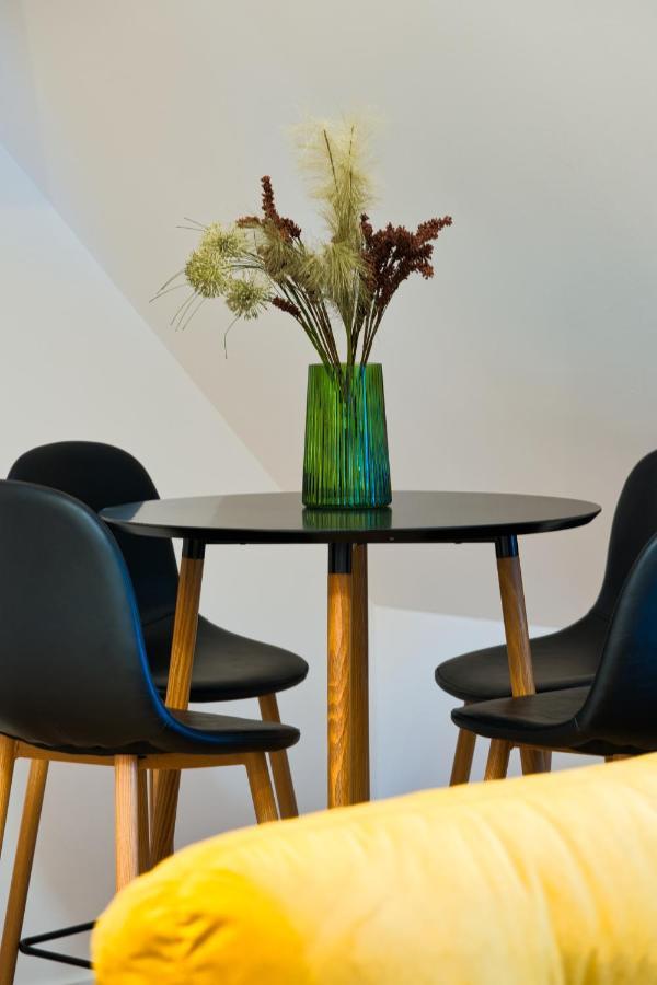 Cosy Studio In The City Center With Air Conditioneer! Klaipeda Ngoại thất bức ảnh